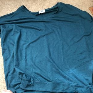 blue t shirt